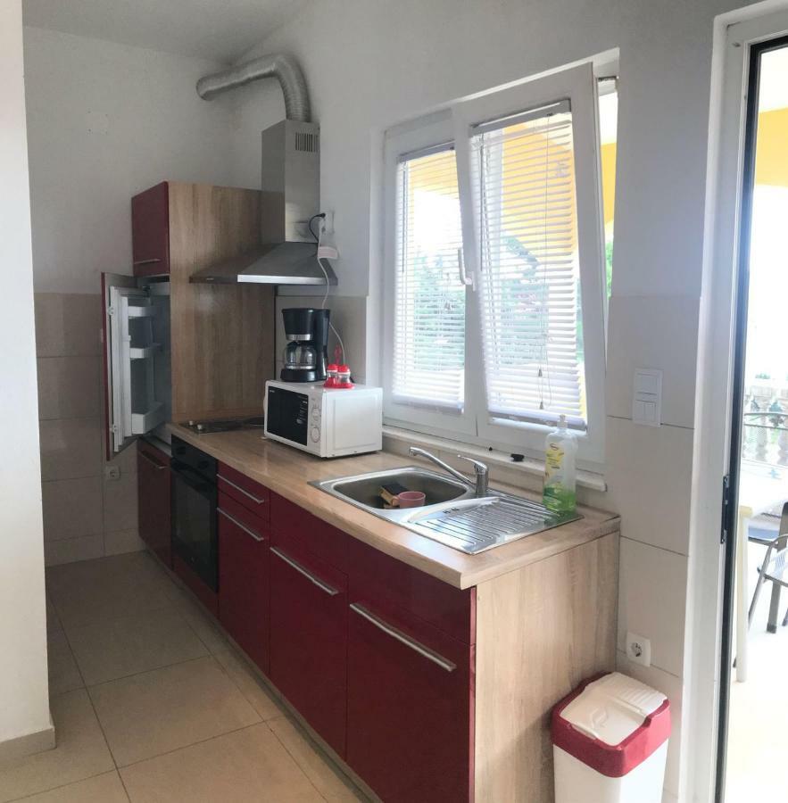 Apartmani Kulas Pakoštane Buitenkant foto