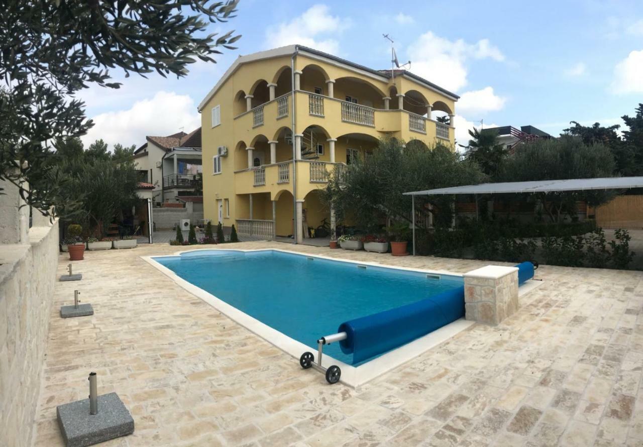 Apartmani Kulas Pakoštane Buitenkant foto