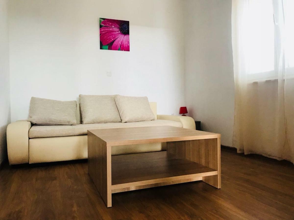 Apartmani Kulas Pakoštane Buitenkant foto